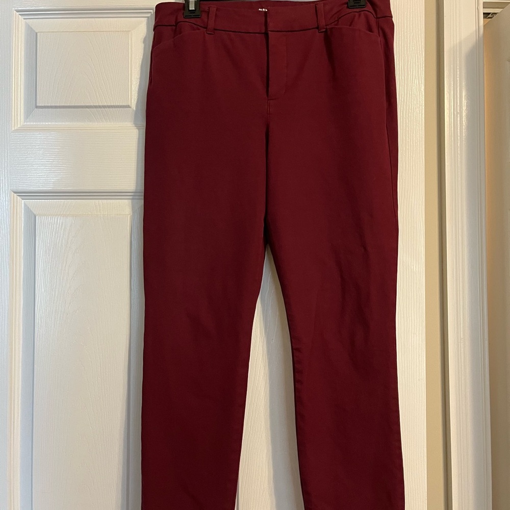 Old Navy Women's Straight Leg Pants - Burgundy